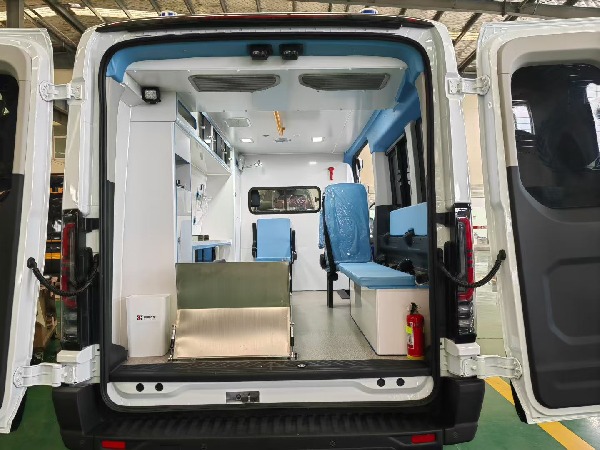 江鈴福特T8救護(hù)車 江鈴福特T8救護(hù)車
