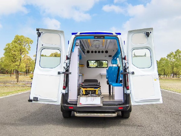 江鈴全順V362 救護車 江鈴全順V362 救護車